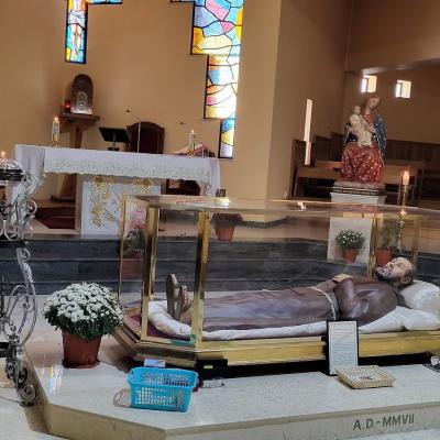 30 octombrie: Sanctuarul Oneşti: La 40 de ani de la beatificarea Fericitului Ieremia Valahul