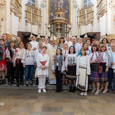 22 octombrie: Torino: Vizita Mons. Alessandro Giraudo, episcop auxiliar, la Capelania Română. Foto: Mihai Bursuc