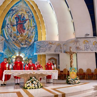 18 octombrie: Iaşi: Liturghie pentru cadrele medicale în sărbătoarea Sfântului Luca. Foto: Ovidiu Bişog