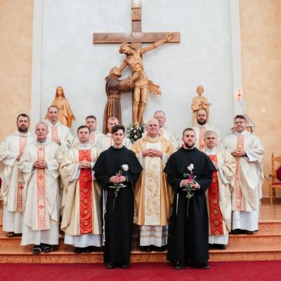 9 septembrie: Roman: Profesiunea solemnă a doi fraţi franciscani conventuali
