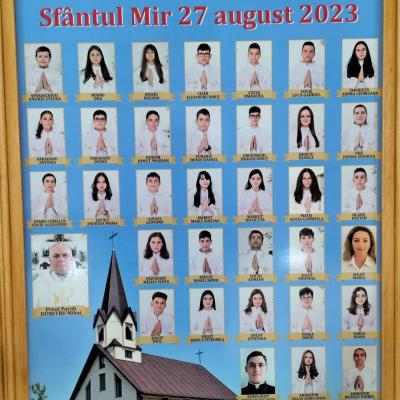 27 august: Mărgineni "Sfântul Pius din Pietrelcina": Administrarea Sfântului Mir