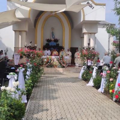22 august: Iugani: Triplă sărbătoare