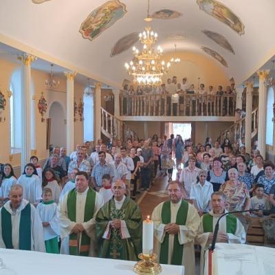 21-23 iulie: Vizită pastorală a PS Iosif Păuleţ în Parohia Târgu Trotuş