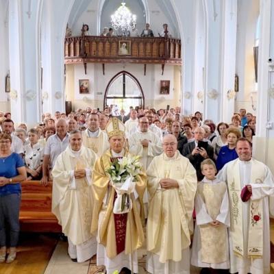 25 iunie: Botoşani: Sărbătoarea hramului cu episcopul emerit Petru Gherghel