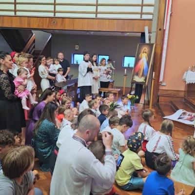 18 iunie: Londra: Hramul Comunităţii "Preasfânta Inimă a lui Isus" împreună cu nunţiul apostolic