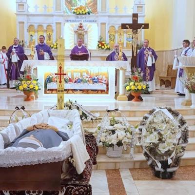 11 iunie: Hălăuceşti: Funeraliile sorei Francisca Pârţac, SFMA