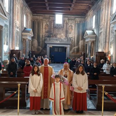 29 decembrie: Episcopul Petru Sescu în mijlocul comunităţilor româneşti din Italia: o celebrare a familiei şi a credinţei