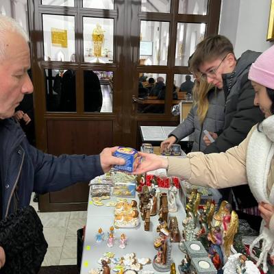Centrul Misionar Diecezan: Episcopia de Iaşi a oferit peste 5.400 de cadouri de Crăciun copiilor din misiuni