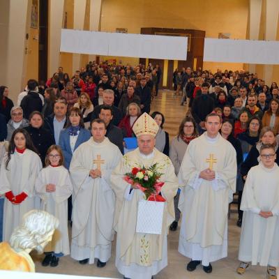 25 decembrie: Italia: Sărbătoarea Naşterii Domnului în comunităţile catolice de limbă română din Verona şi în filialele Castel d'Ario şi Caldiero
