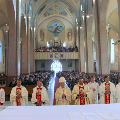 22-24 noiembrie: Vizită pastorală a PS Iosif Păuleţ în Parohia Faraoani
