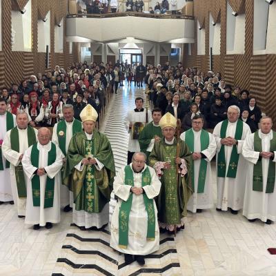 26 octombrie: Gherăeşti: Întâlnirea de toamnă a membrelor din Uniunea Mamelor Milostive Creştine. Foto: Cezar Robu