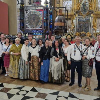 12 octombrie: Zaragoza: Ofrandă de flori oferită Maicii Domnului de Pilar