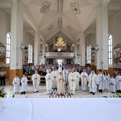 2-4 august: Vizită pastorală a PS Iosif Păuleţ în Parohia Adjud