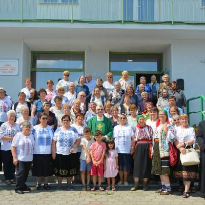27 iulie: Traian: Întâlnire cu bătrânii, bunicii şi persoanele văduve
