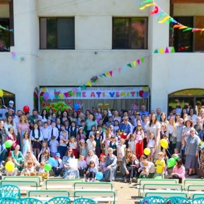 31 mai: Iaşi: Un sfert de veac de activitate a Grădiniţei Surorilor Providenţei
