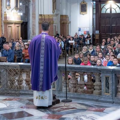 21-24 martie: Torino: Misiuni populare despre fericirea în familie. Foto: Mihai Bursuc