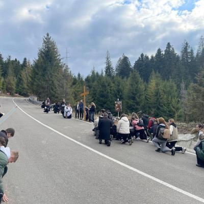 16 martie: Soloneţu Nou - Pleşa: Calea sfintei cruci "cu tineri... pentru tineri"