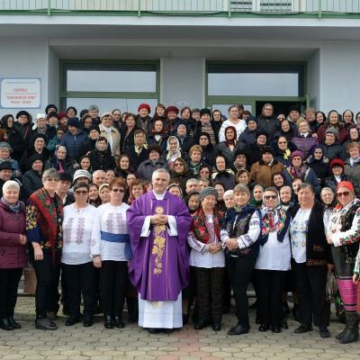 24 februarie: Traian: Întâlnire cu persoanele văduve... "fără păcăleală"