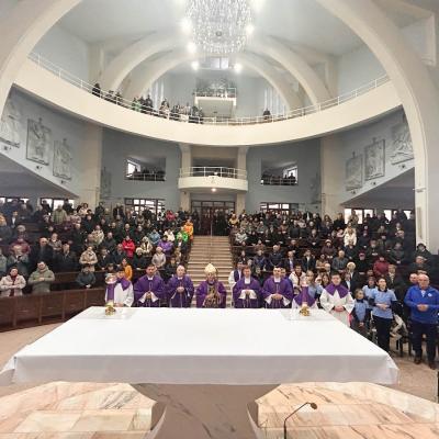 5-7 decembrie: Vizită pastorală a PS Iosif Păuleţ în Parohia "Inima Neprihănită a Mariei" din Roman