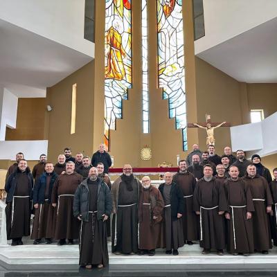 19 noiembrie: Oneşti: Ministrul provincial din Italia în vizită la Custodia "Fericitul Ieremia" din România a fraţilor capucini