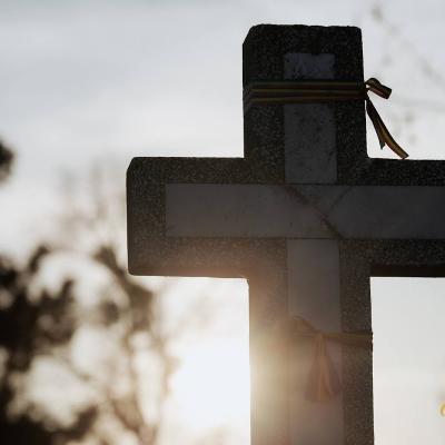 2 noiembrie: Iaşi: Pomenirea credincioşilor răposaţi la Cimitirul "Eternitatea"
