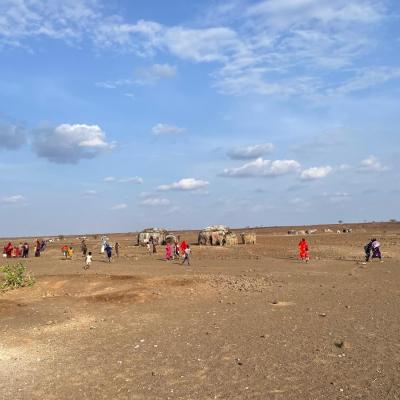 27-31 octombrie: Kenya: Vizita delegaţiei Episcopiei de Iaşi în Maikona şi sfinţirea Bisericii "Toţi sfinţii" (I)