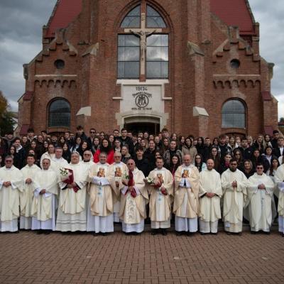 18 octombrie: Cacica: Pelerinaj pentru elevii de clasa a XII-a