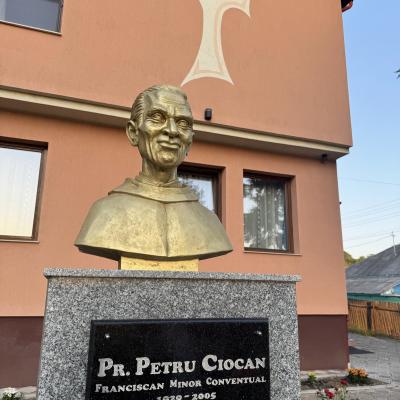 17 august: Buruieneşti: Omagiu adus părintelui Petru Ciocan şi prilej de comuniune