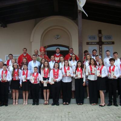 9 iunie: Bălţaţi: Administrarea sacramentului Mirului