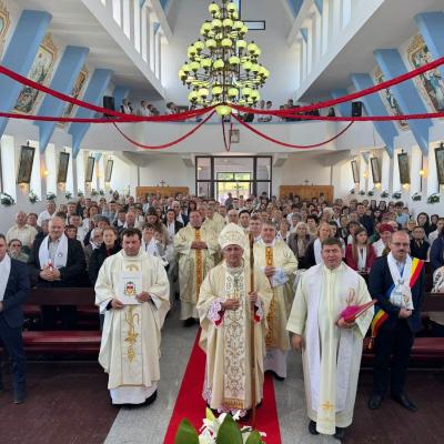 30 mai - 1 iunie: Vizită pastorală a PS Iosif Păuleţ în Parohia Talpa. Sfinţirea bisericii şi consacrarea altarului din Breaza