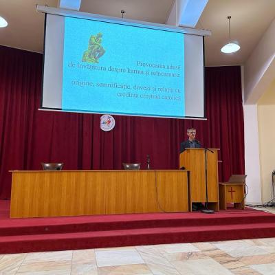 15 mai: Iaşi: Conferinţa "Karma şi reîncarnarea. Origine, semnificaţie, dovezi şi relaţia cu credinţa creştină catolică"