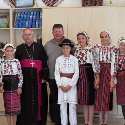 2-4 mai: Vizită pastorală a PS Iosif Păuleţ în Parohia Arini