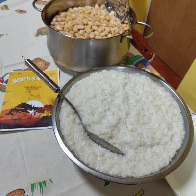 24 martie: Roman: "Cina săracului" - invitaţie la a face din lume împărăţia lui Dumnezeu
