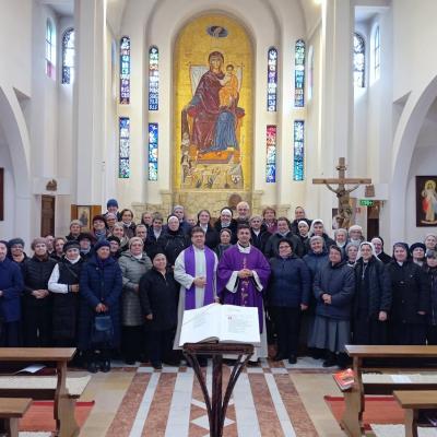 15 martie: Luncani: Convertirea din iubire şi pentru iubire. Zi de reculegere pentru persoanele consacrate din zona Bacău
