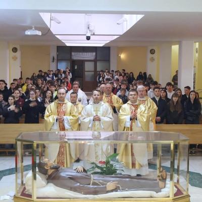 2 mai: Oneşti: Ziua Tineretului în Decanatul de Trotuş