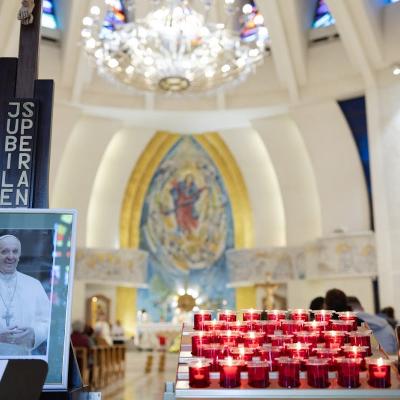 21 aprilie: Iaşi: Liturghie cu recviem la un an de la moartea Papei Francisc. Foto: Andrei Cucu