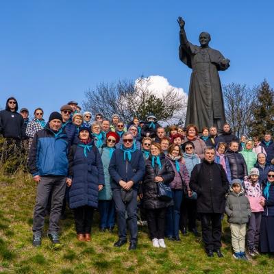 6-14 aprilie: Valea Lupului: Pelerinaj parohial prin Ungaria şi Polonia, urmând-o pe Maria, pe urmele Sfântului Ioan Paul al II-lea