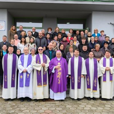 28 martie: Traian: Întâlnire cu ocazia celor 5 ani ai Radio ERCIS FM. Foto: Ovidiu Bişog