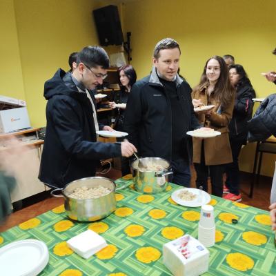 24 martie: Roman: "Cina săracului" cu Iosefinii lui Murialdo