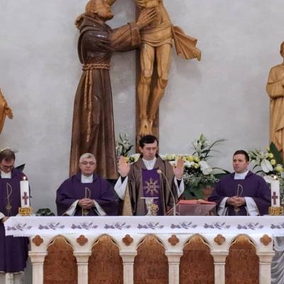 21 martie: Roman: Ucenici hrăniţi şi întăriţi de Euharistie