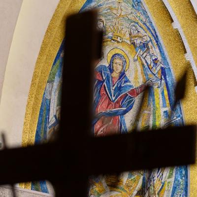 18 februarie: Iaşi: Calea Sfintei Cruci şi Sfânta Liturghie din Miercurea Cenuşii la Catedrala "Sfânta Fecioară Maria, Regină". Foto: Ovidiu Bişog