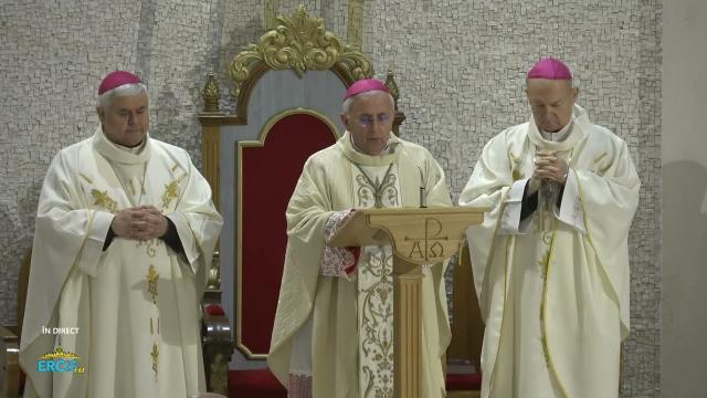Iaşi (catedrală): Sfânta Liturghie a crismei