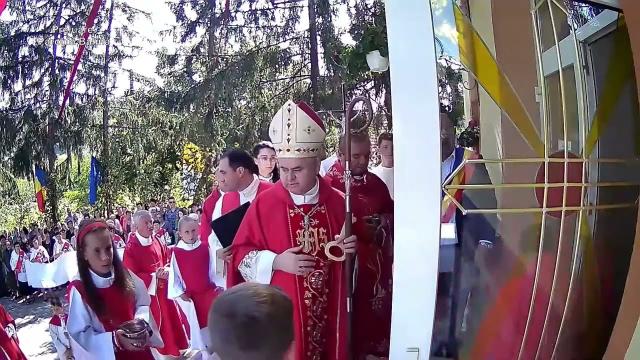 Bahna: Consacrarea altarului şi sfinţirea bisericii