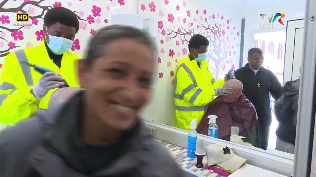 TVR Iaşi: Emisiunea "Reporter special", ediţia "Slujitorii carităţii"