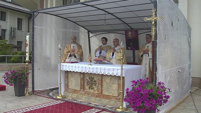 Iaşi (catedrală): Liturghia din Duminica a 6-a a Paştelui