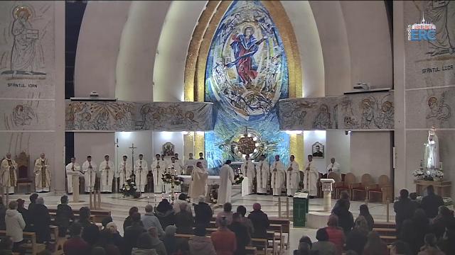 Iaşi (catedrală): Liturghia din solemnitatea Toţii Sfinţii