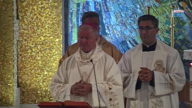 Iaşi (catedrală): Liturghia din solemnitatea "Adormirea Maicii Domnului"