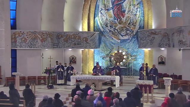 Iaşi (catedrală): Liturghia din Duminica 1 din Advent