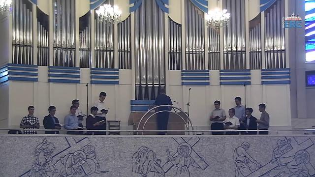 Iaşi (catedrală): Liturghia din cea de-a 6-a duminică a Paştelui