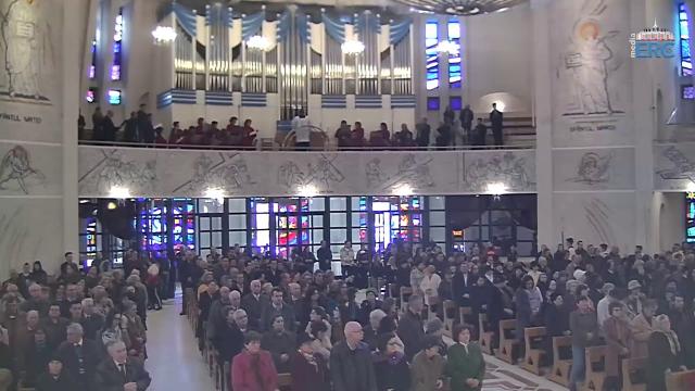 Iaşi (catedrală): Liturghia din Duminica Învierii